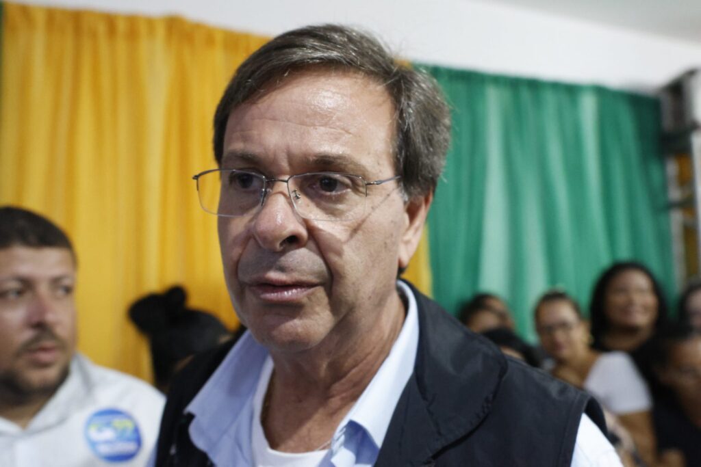 Gilson é o candidato que tem apoio de Bolsonaro no Recife - Foto (Júlio Gomes-LeiaJá)