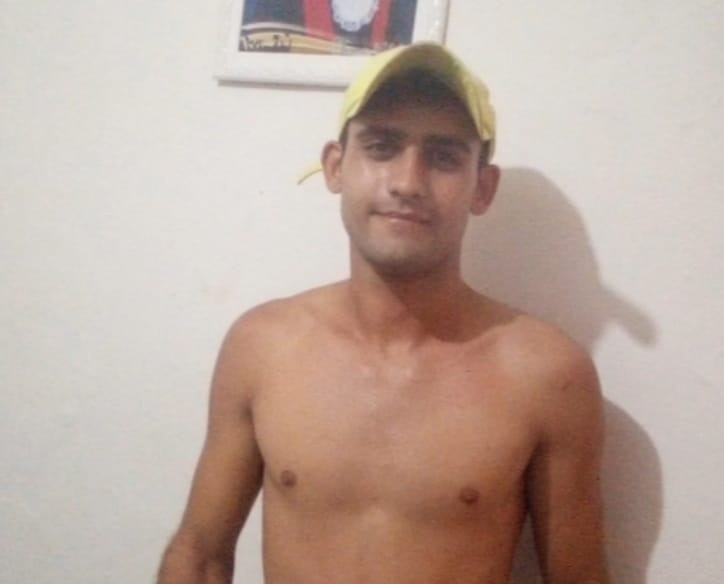 Ademilson Chaves da Silva Neto, de 23 anos, conhecido como Neto, está desaparecido desde o último domingo (22) - Foto (Reprodução-Divulgação) 2