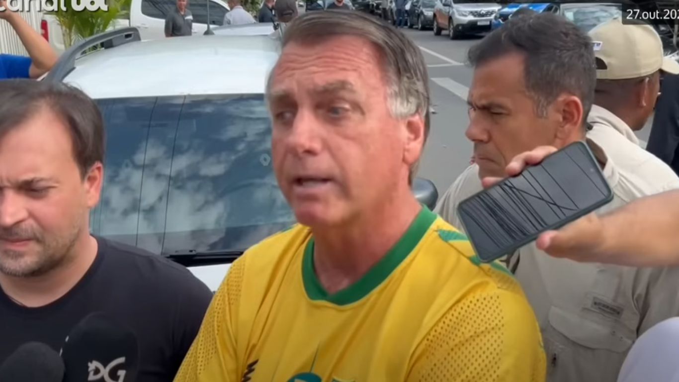 Bolsonaro Critica Operação da PF em Goiás e Alfineta Moraes: “Sempre Ele”