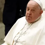 Papa Francisco é diagnosticado com pneumonia em ambos os pulmões