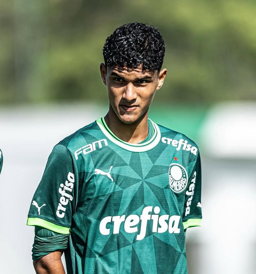 Pedrafoguense Lucas Ramon, que atua pelo Palmeiras, foi convocado para a Seleção Brasileira Sub-17 - Foto (Reprodução-Meta)2