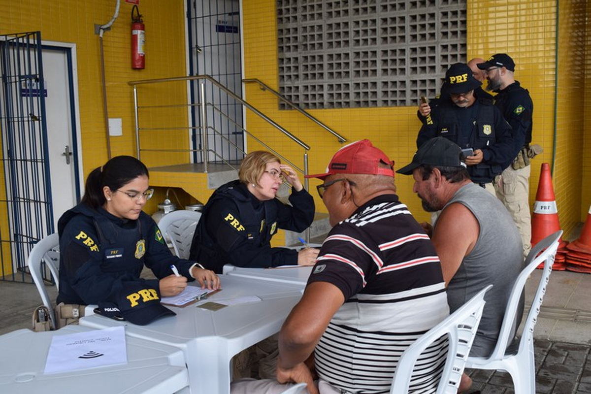 Caminhoneiros Recebem Atenção Especial em Ação de Saúde Preventiva na Paraíba