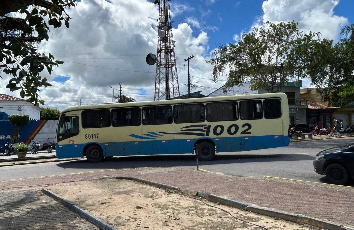 Comunicado do Expresso 1002 sobre as suspensoes das linhas - Foto (Reproduçao)1