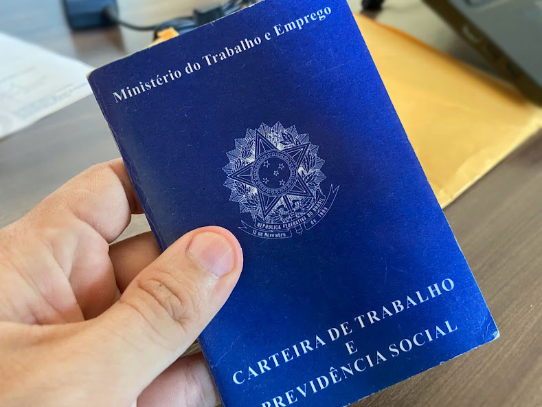 Carteira de Trabalho - Foto (Ilustração)