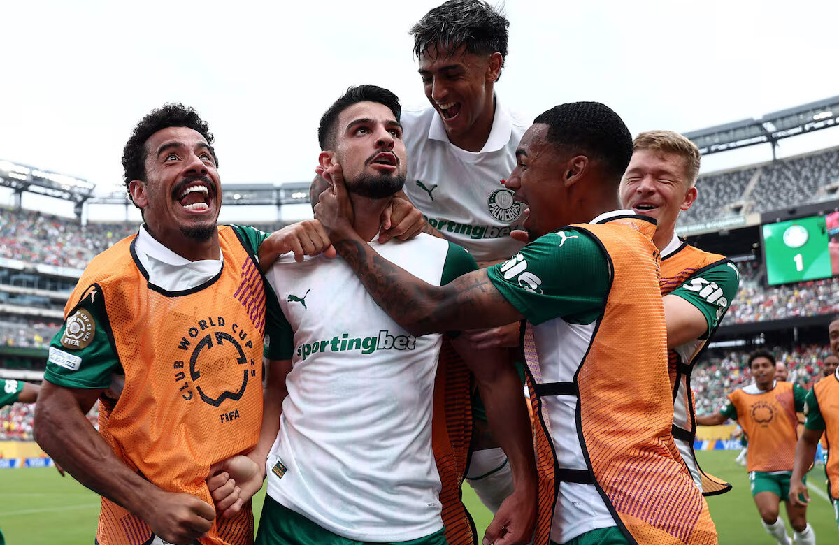 Flaco López comemora gol que definiu o triunfo do Palmeiras sobre o Al-Ahly Foto (Franck Fife-AFP)