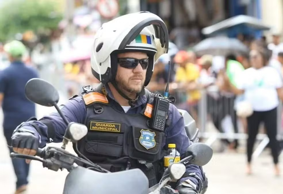 Carlos Henrique de Medeiros Alves, guarda de trânsito de Ipojuca que foi espancado por adolescente em posto de combustíveis - Foto (Reprodução-WhatsApp)