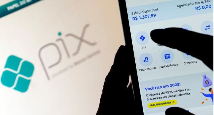 Em 2024, o Pix movimentou cerca de R$ 26,4 trilhões - Foto (Agência Brasil)