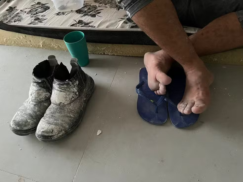 Trabalhadores dormiam em colchões no chão - Foto (Grupo Especial de Fiscalização Móvel-MPT)