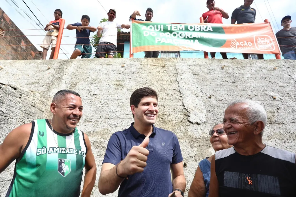 Intervenção em alvenaria armada foi entregue pela Prefeitura do Recife na Travessa Alto Santa Luzia, situada na comunidade da Vila União – Foto (Hélia Scheppa)