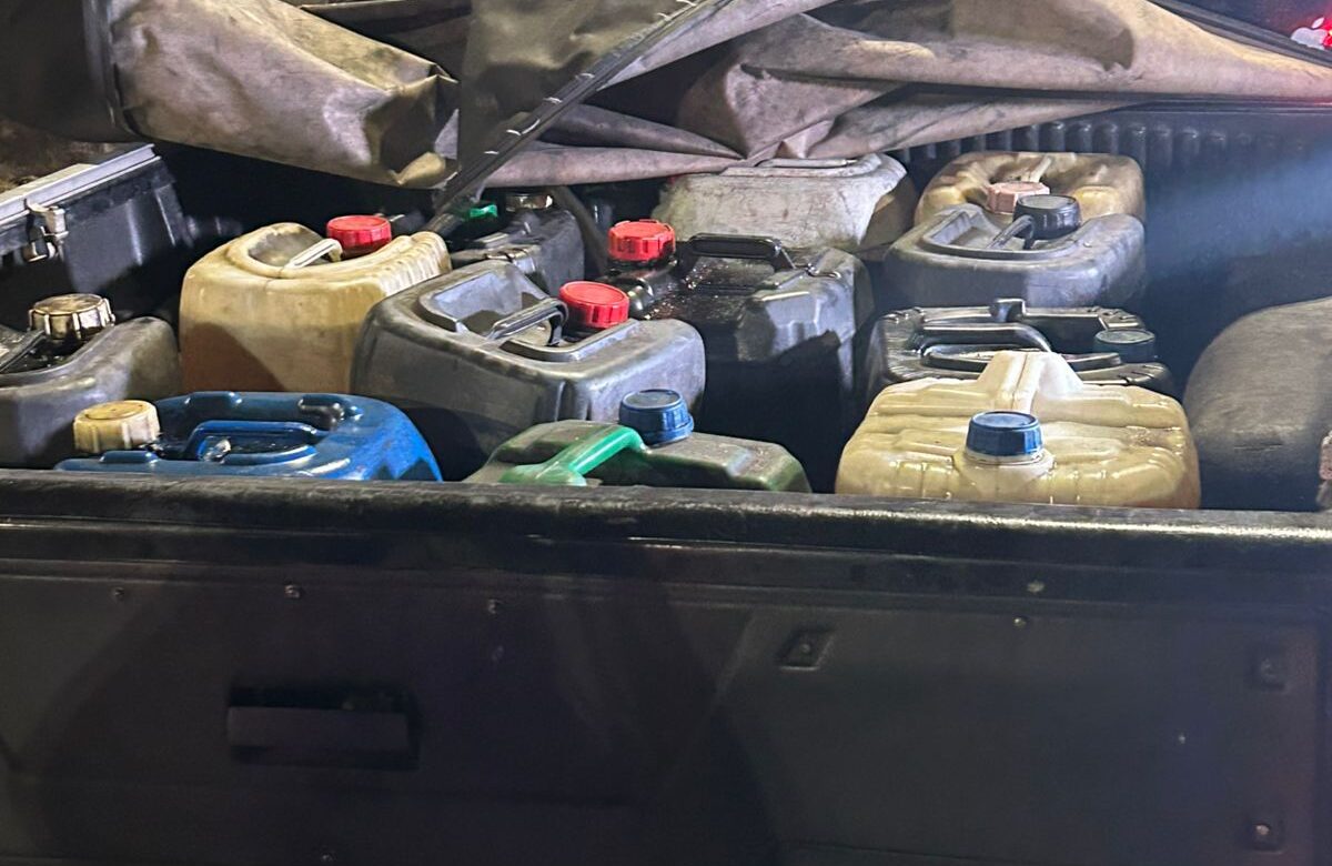 AÇÃO CONJUNTA: Polícia Civil desmonta quadrilha que desviava combustível de transporte escolar - Foto (Reprodução)