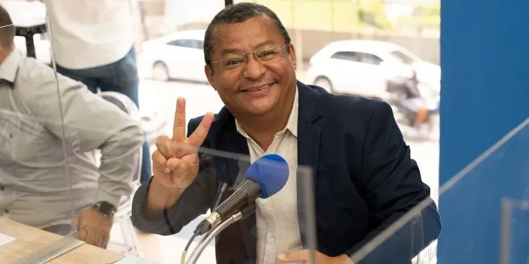 Apresentador Nilvan Ferreira - Foto (Divulgação)