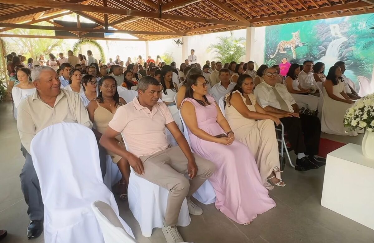Casamento Comunitário em Pedras de Fogo 36 Casais Oficializam União em Evento Gratuito - Foto (Divulgação)