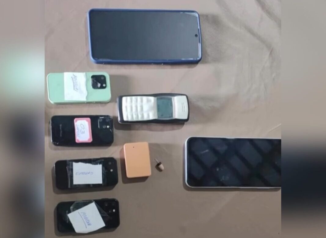 Polícia desmonta esquema de fraude em concurso na PB e flagra nove candidatos com ponto eletrônico - Foto (Divulgação-Polícia Civil PB)