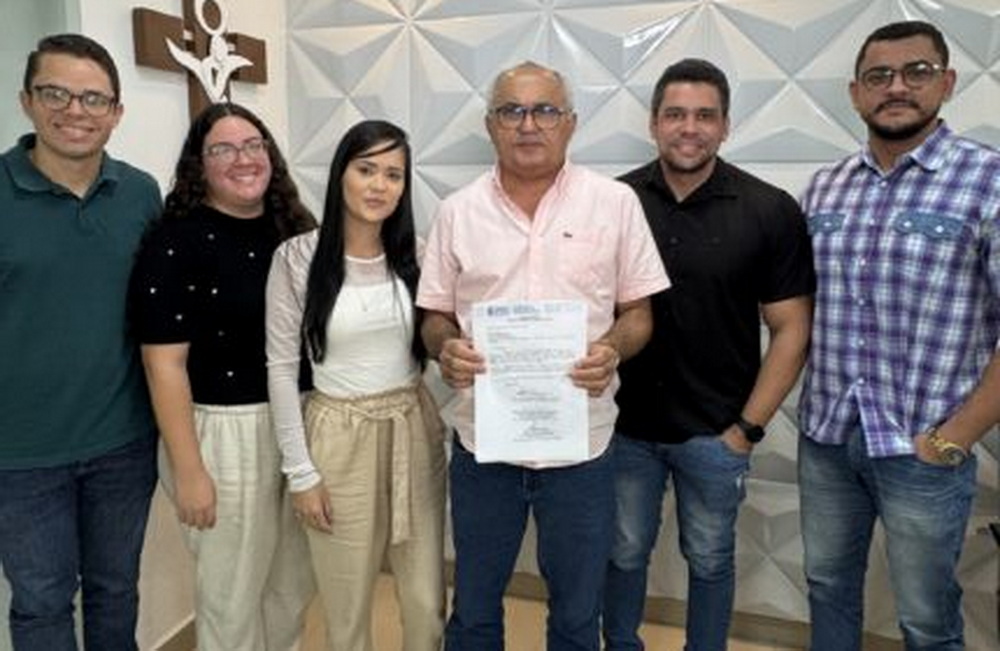 Prefeito Ba Barros Autoriza Início de Obras de Calçamento no Bairro Karina César - Foto (Divulgação)