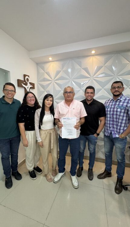 Prefeito Ba Barros Autoriza Início de Obras de Calçamento no Bairro Karina César - Foto (Divulgação)1