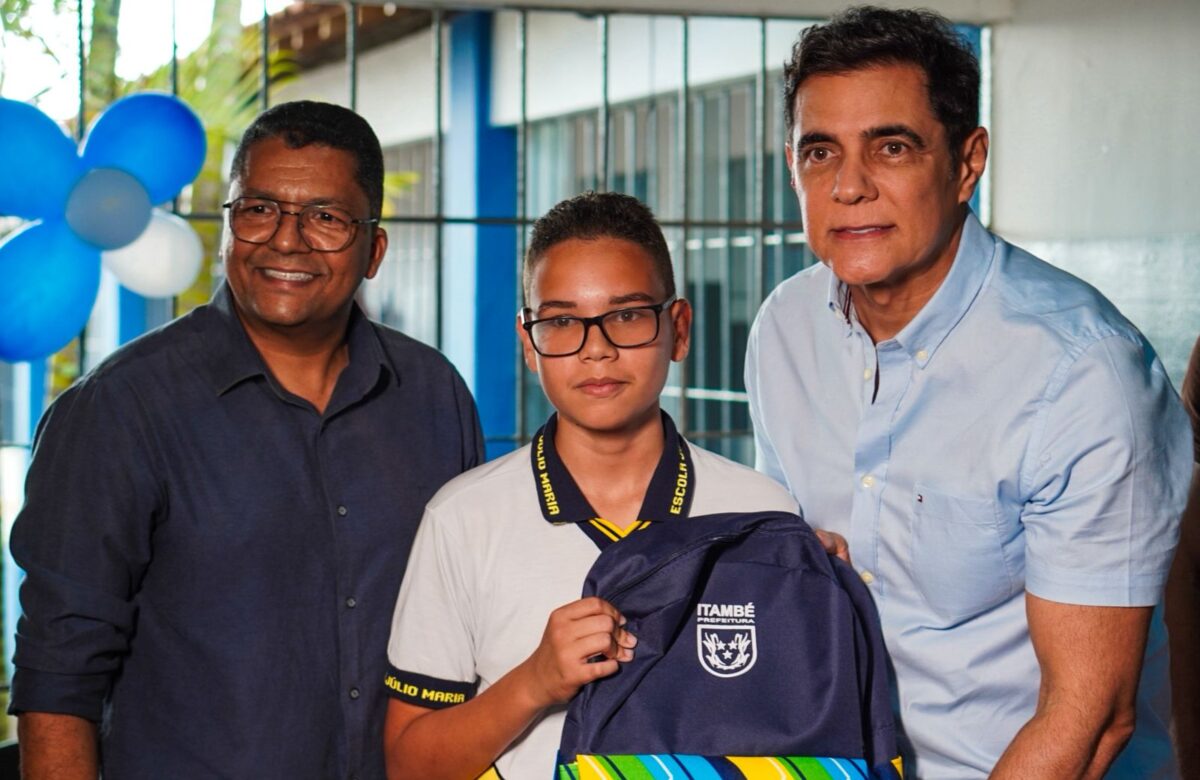 Prefeitura de Itambé Inicia Distribuição de Fardamentos e Kits Escolares para Rede Municipal - Foto (Divulgação)