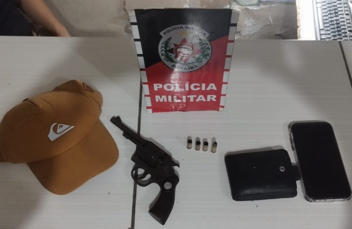 Roubo de motocicleta termina em perseguição, troca de tiros e captura de dupla no Bessa, em Pedras de Fogo - Foto (Reprodução)