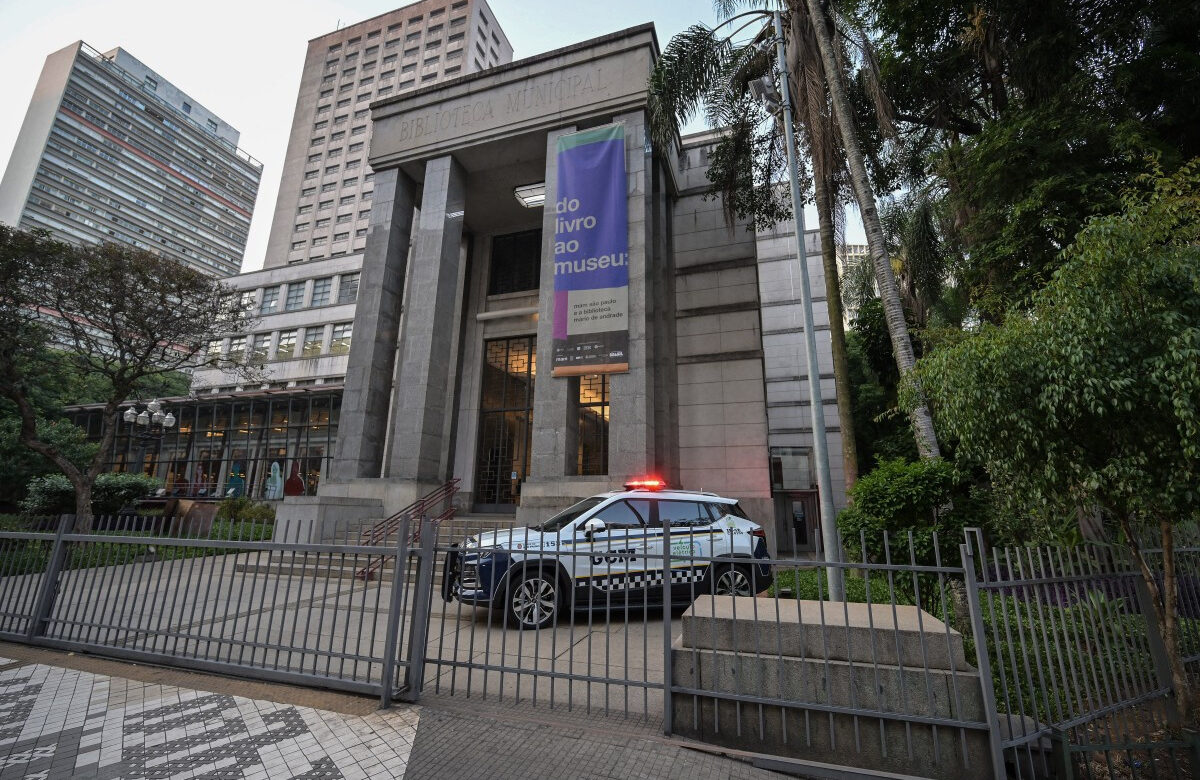 As peças faziam parte da exposição 'Do livro ao museu - MAM São Paulo e a Biblioteca Mário de Andrade' - Foto (Nelson Almeida-AFP)