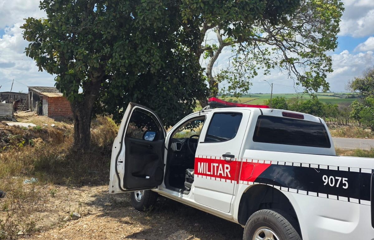 Polícia Militar de Pedras de Fogo realiza resgate heroico e evita suicídio - Foto (Reprodução)1