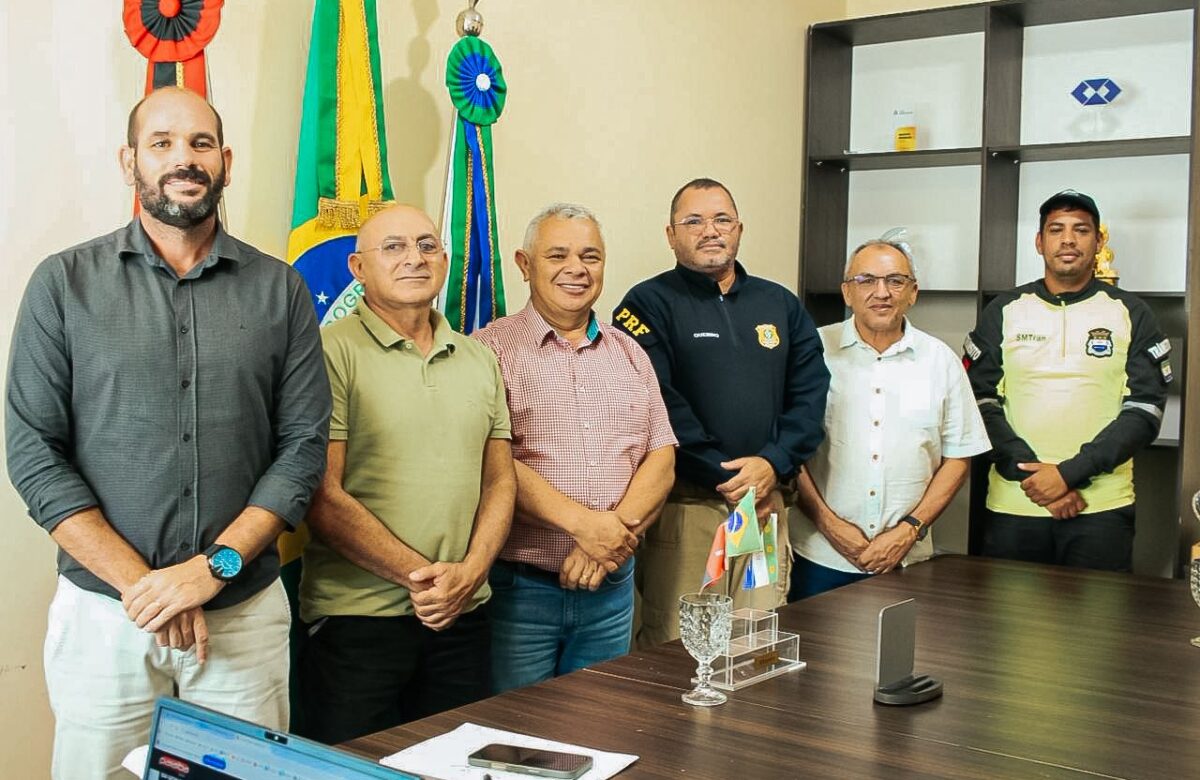 Prefeitura de Alhandra firma acordo técnico entre PRF e SMTrans para ampliar fiscalização em rota estratégica na BR-101 - Foto (Divulgação)