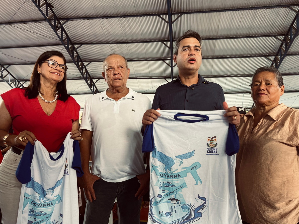 Prefeitura de Goiana garante fardamento novo e marca início do ano letivo