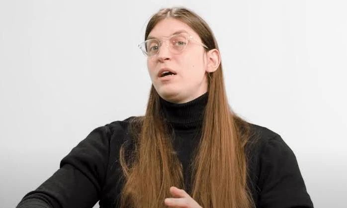 Felca é alvo de nova onda de ódio após vigência do ECA Digital: “Lá vamos nós de novo”