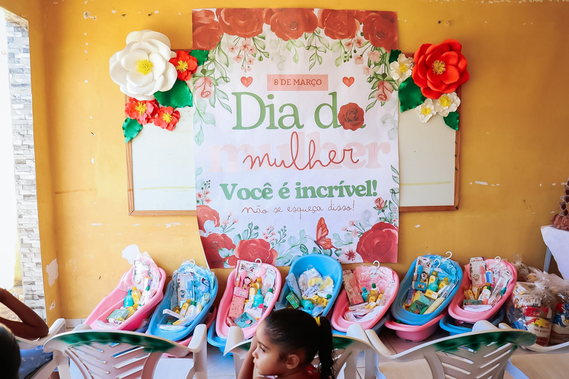 Ações da Assistência Social garantem entrega de enxovais para gestantes nos CRAS de Alhandra e Mata Redonda