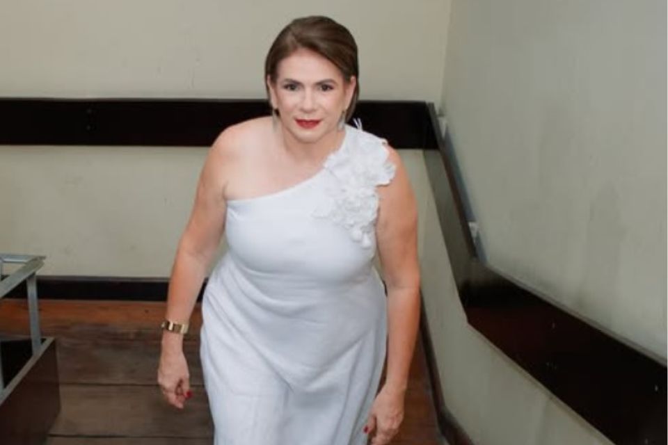 MPPE aponta nepotismo em Nazaré da Mata e exige saída de parentes da prefeita de cargos-chave