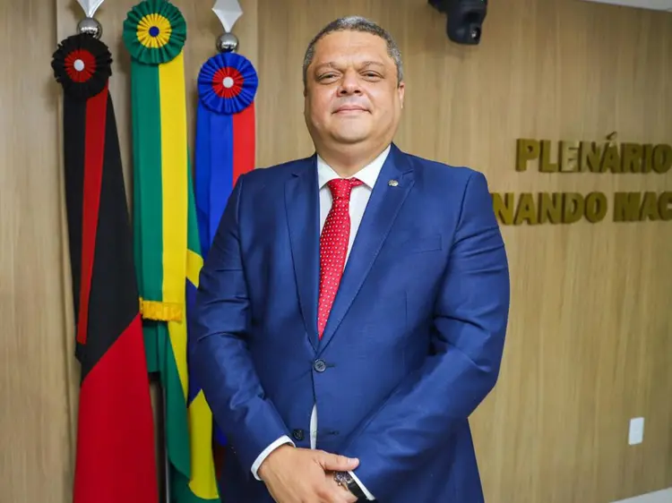 Cabedelo define novo comando: Edvaldo Neto conquista prefeitura em eleição suplementar