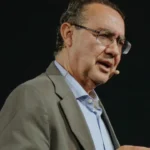 Augusto Cury entra na disputa presidencial: "Não amo o poder, mas não posso me calar"