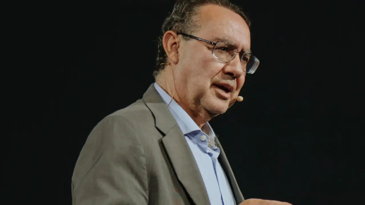 Augusto Cury entra na disputa presidencial: “Não amo o poder, mas não posso me calar”