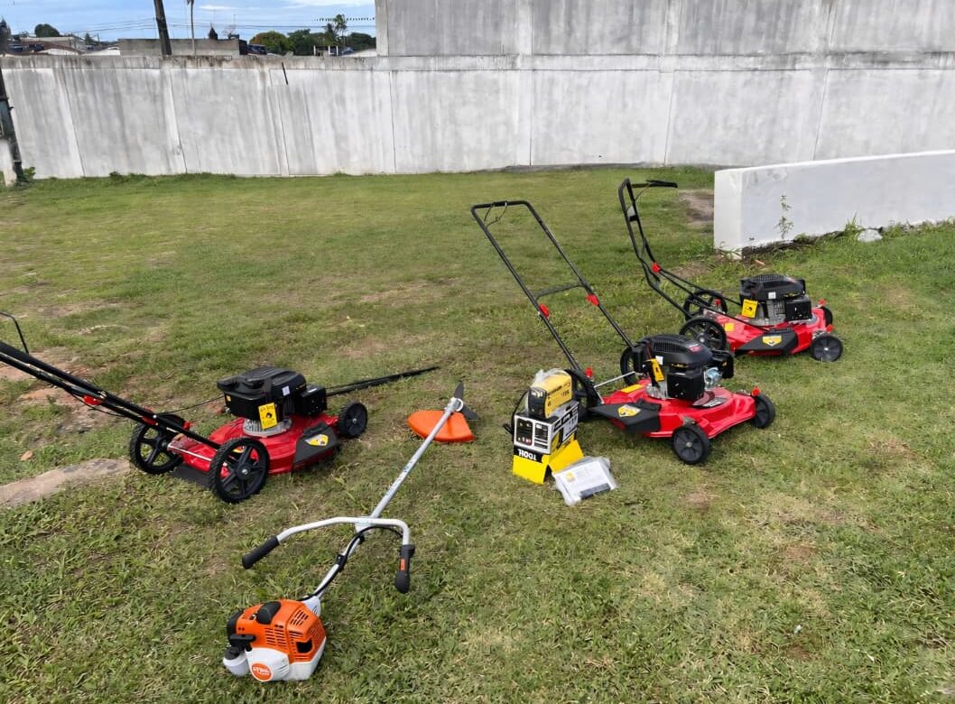 Prefeitura de Goiana adquire equipamentos próprios para manutenção dos campos esportivos - Divulgação (1)