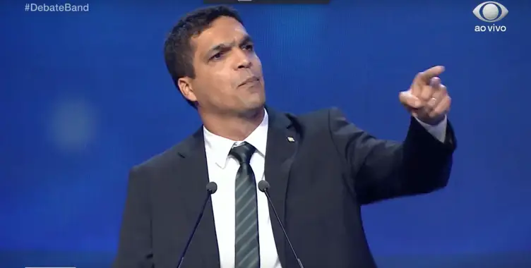 De volta ao jogo: Cabo Daciolo oficializa pré-candidatura ao Planalto e abandona disputa pelo Senado