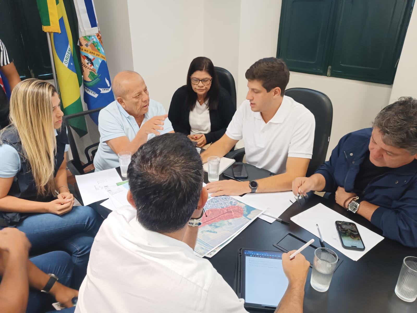Marcílio faz reunião com João Campos e articula ajuda do Governo Federal