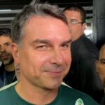 Flávio Bolsonaro adianta passagem pelo São João de Campina Grande para o dia 3 de julho