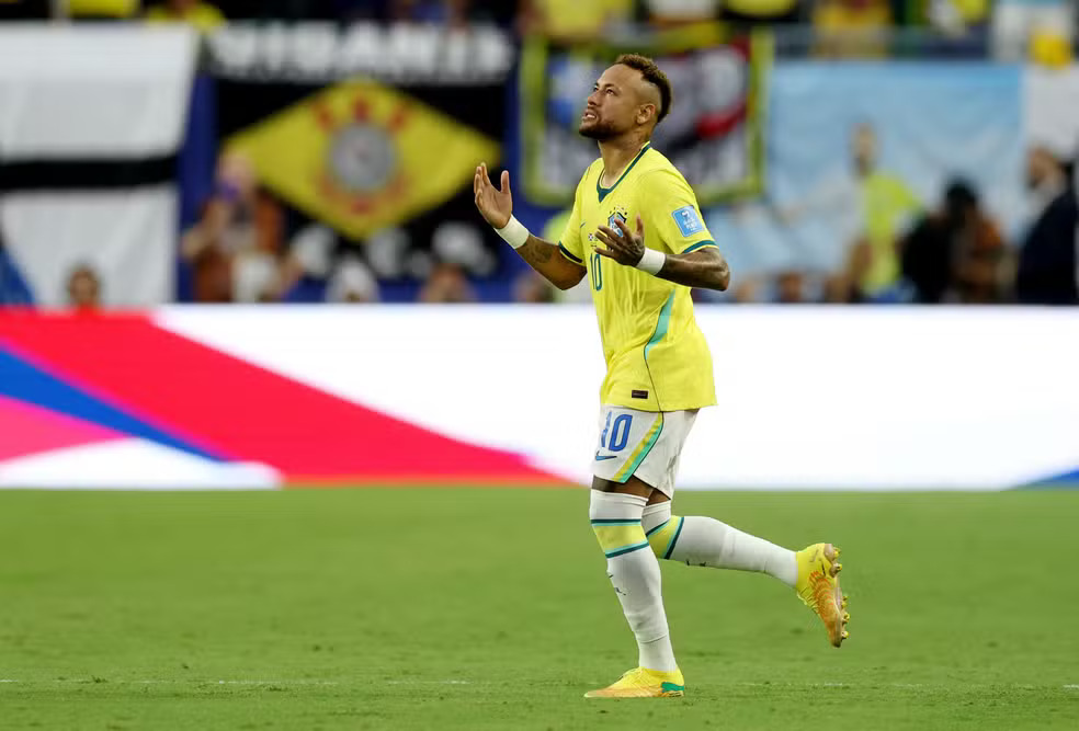 Neymar reencontra a Amarelinha: emoção e lágrimas marcam o retorno do craque após 981 dias