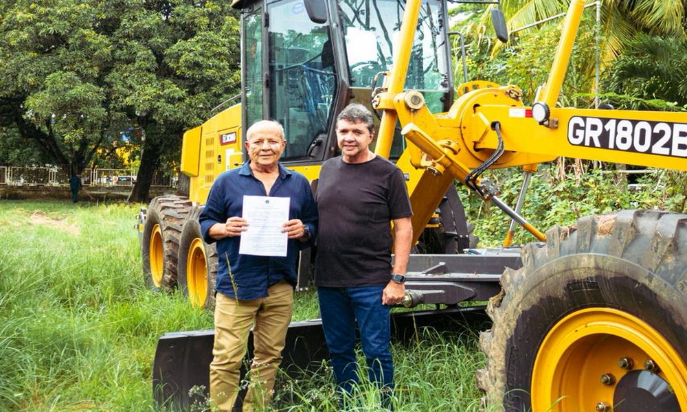 Prefeitura de Goiana conquista nova motoniveladora em parceria com o Ministério da Agricultura