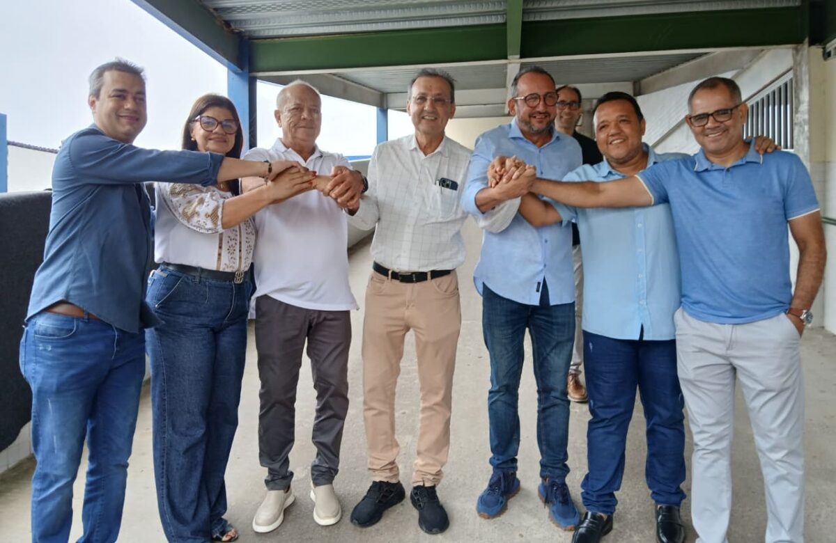 Prefeito Marcílio visita obras do novo Centro de Hemodiálise de Goiana