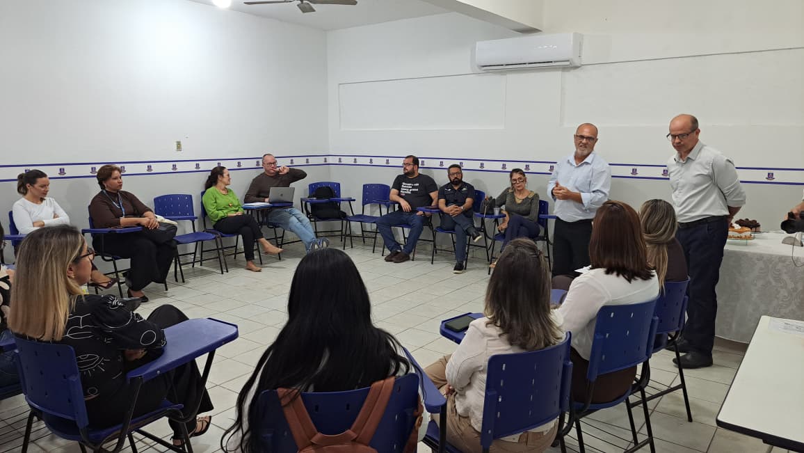 Goiana avança na desburocratização com reunião sobre implantação da Redesim e do Contrata + Brasil