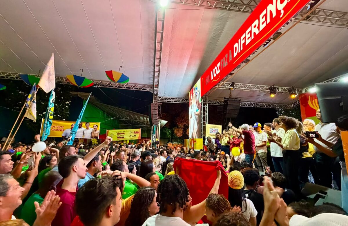 Humberto exalta avanços do governo Lula e defende ampliação da bancada aliada no Congresso