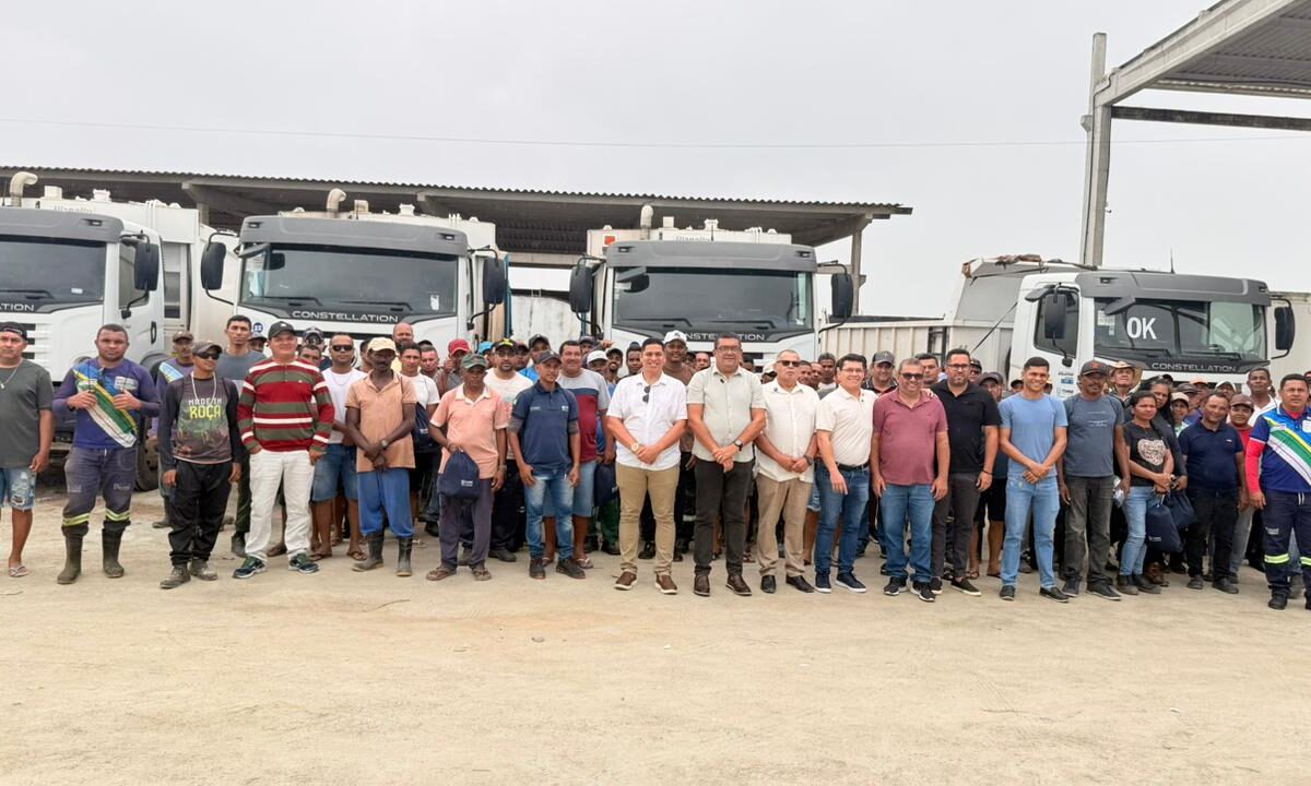 Prefeitura de Itambé entrega fardamentos e novos equipamentos para reforçar a limpeza urbana