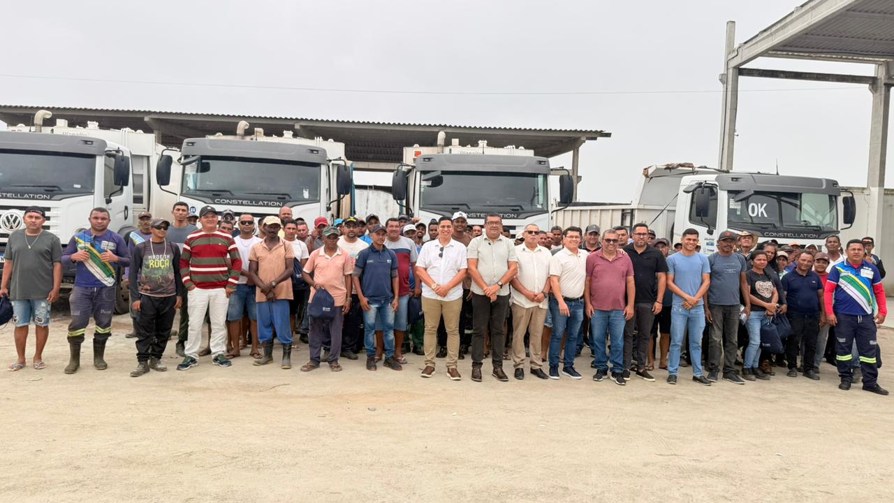 Prefeitura de Itambé entrega fardamentos e novos equipamentos para reforçar a limpeza urbana