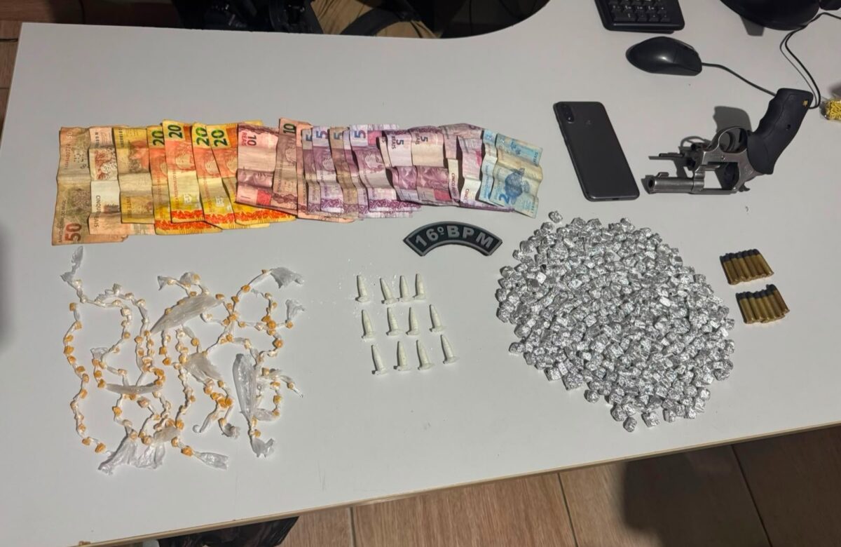 Ação da Polícia Militar em Pitimbu Resulta na Prisão de Suspeito e na Apreensão de Arma de Fogo e Drogas Durante Patrulhamento Ostensivo