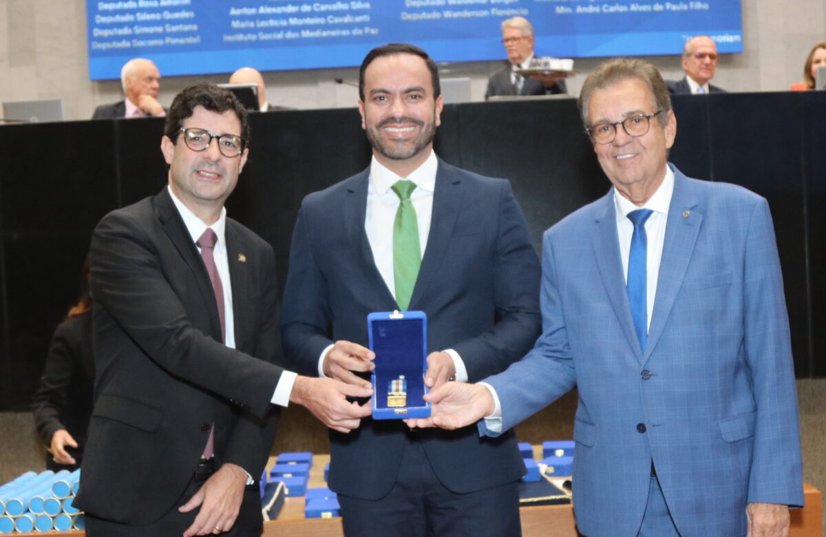 Neoenergia é condecorada com a Medalha Joaquim Nabuco por indicação de Antônio Moraes
