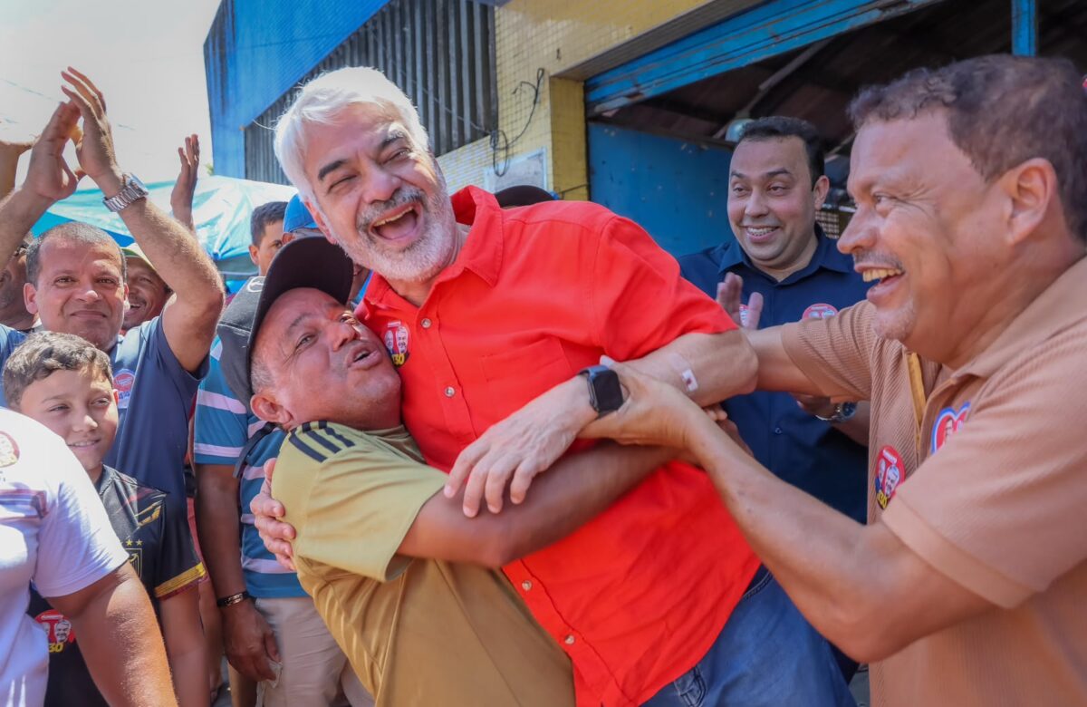 Humberto Costa faz giro pelo interior e amplia palanque com novos apoios