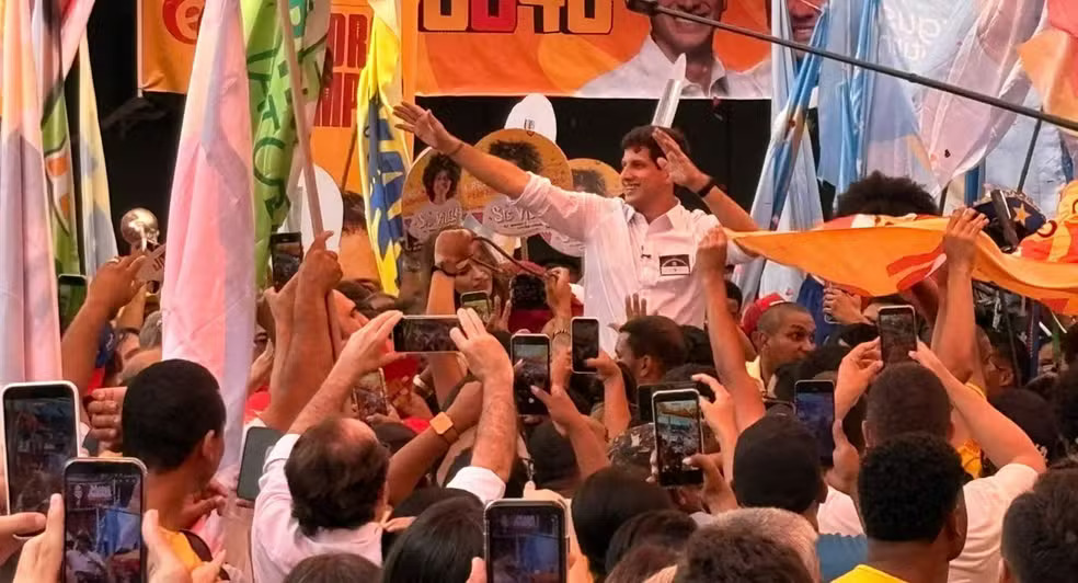 PSB oficializa candidatura de João Campos ao governo de PE; Marília Arraes disputa o Senado