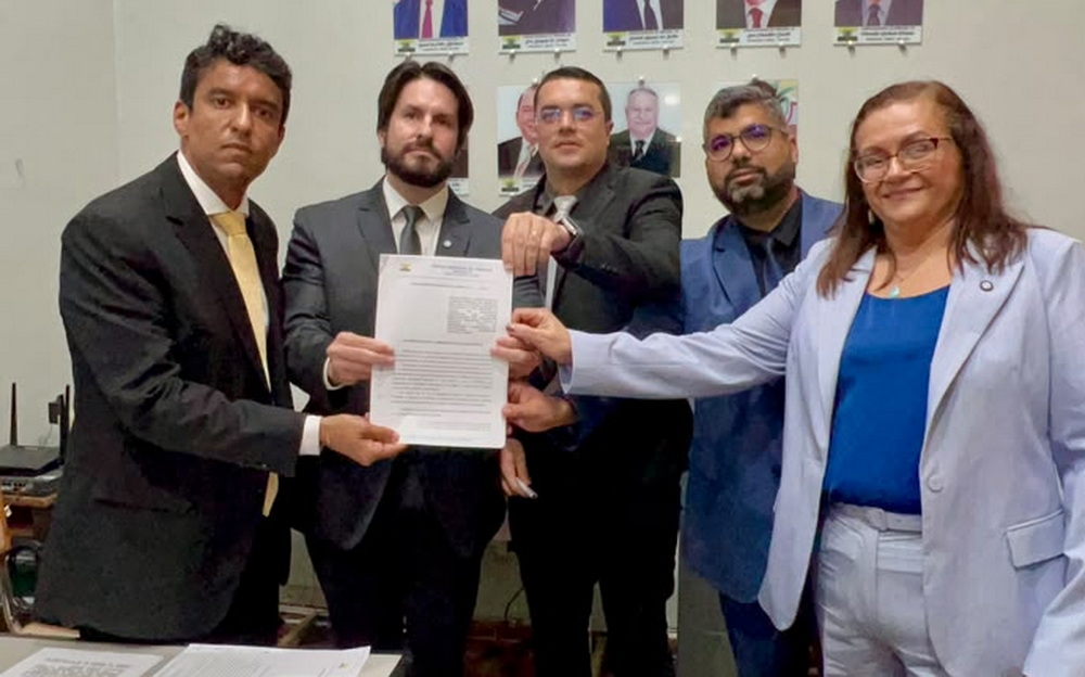 Oposição de Timbaúba protocola pedido de CPI para investigar consignados na Prefeitura