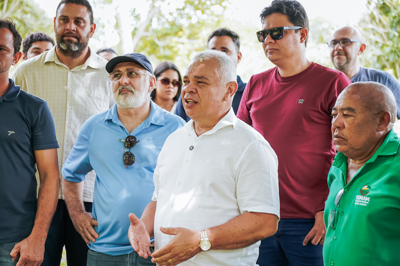 Prefeitura de Alhandra e UFPB realizam visita técnica para buscar solução para voçoroca em Mata Redonda