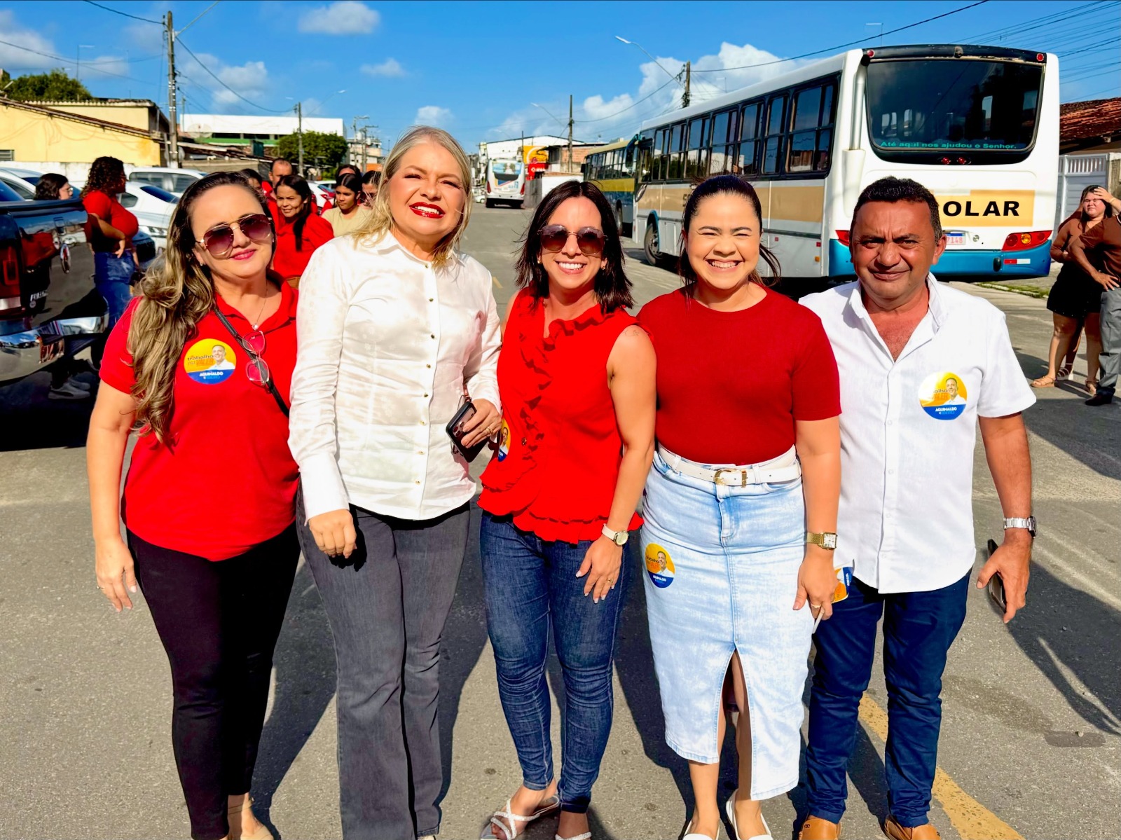 Zilda do Varejão lidera comitiva de Alhandra e reforça força política da gestão na convenção de Lucas Ribeiro