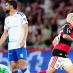 Flamengo vence o Cruzeiro em noite de golaços e avança às quartas da Libertadores